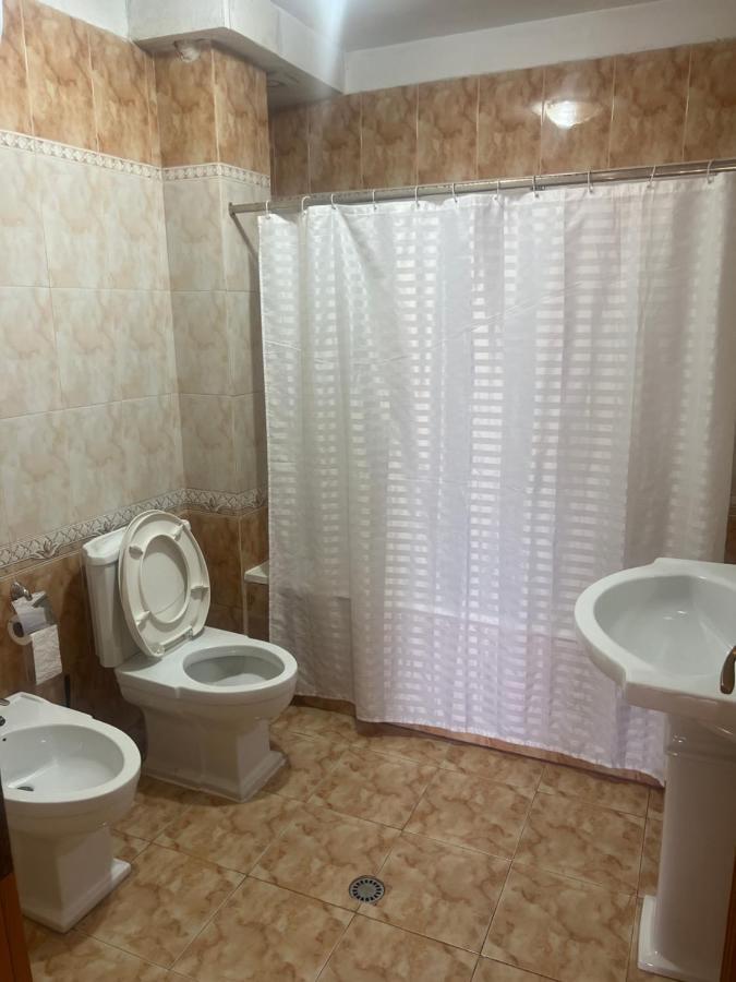 City Central Apartment 2 Tiranë Ngoại thất bức ảnh